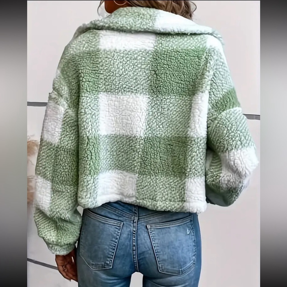 Cropped Teddy Fleece Jacket Green White Plaid Women's XXL 14 NWT - Picture 3 of 6